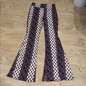 Bell bottom leggings